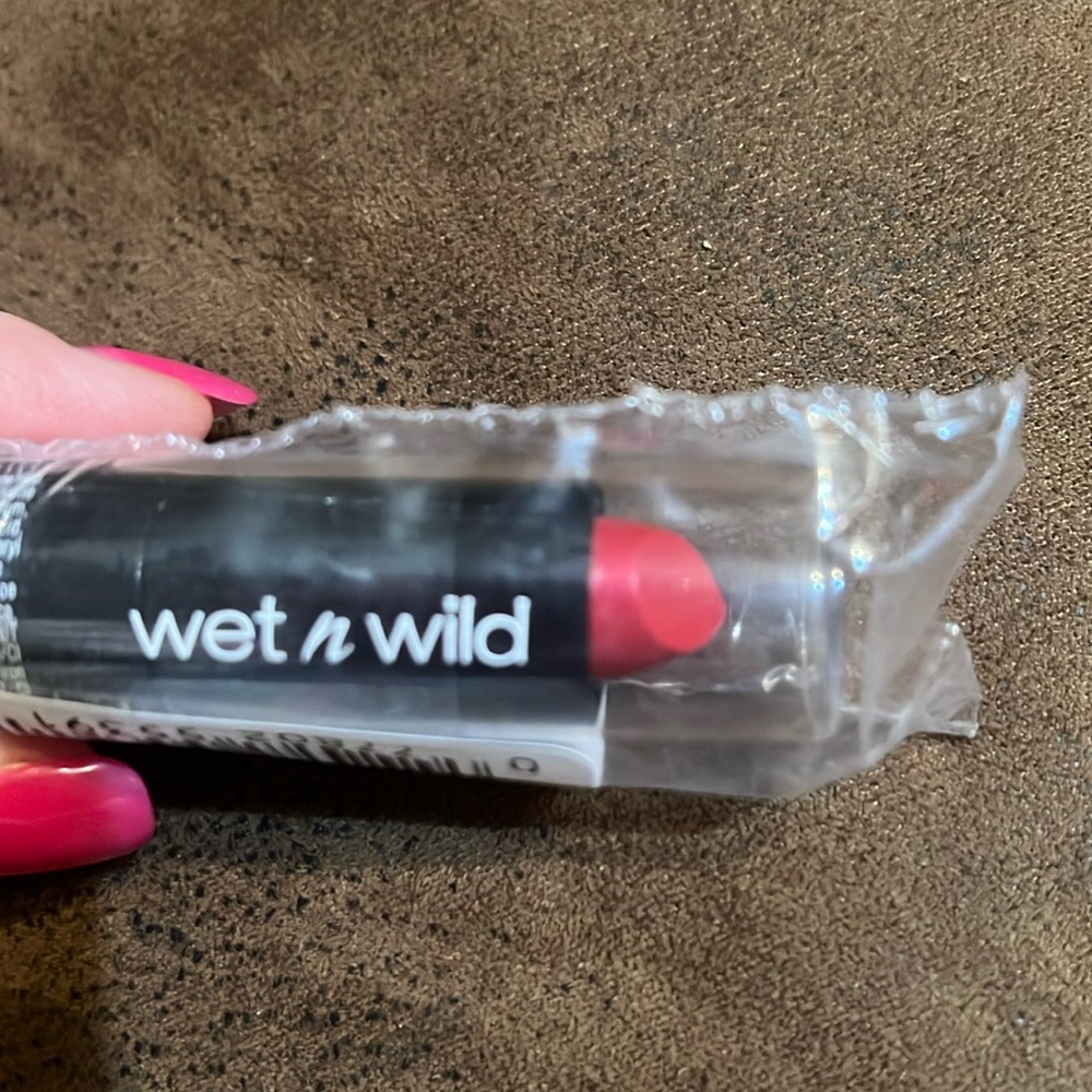 2 New Wet N Wild Lipsticks